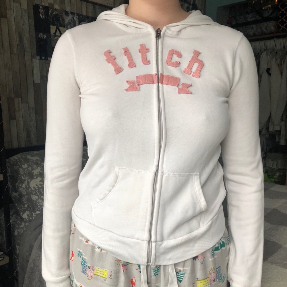 zip up hoodie